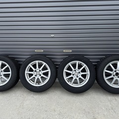 185/65R15 スタッドレスタイヤ