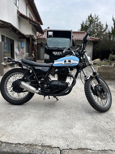 値下げしました‼️早い者勝ち
‼️kawasaki 250TR キャブ車