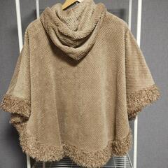 SOSPITA　フード付きポンチョ　Lサイズ　ベージュの画像