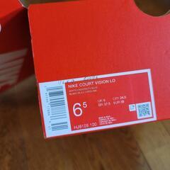 Nike Court Vision LO – 未使用・左右サイズ違いの画像