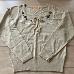 値下げ‼️【1着640円】花柄刺繍　薄手ニット　ピンク、クリームの画像
