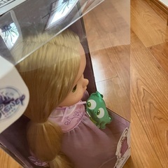 ディズニー ラプンツェル 人形の画像