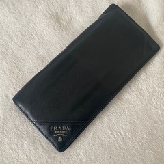 PRADA長財布