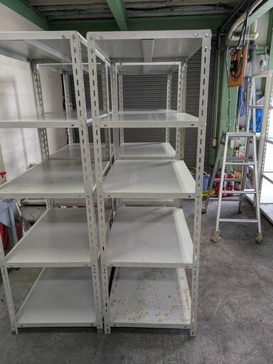 スチールラック　白