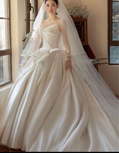 ウェディングドレス