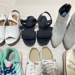 レディース 靴 スニーカー ヒール パンプス ナイキ コンバース まとめ売り s m lの画像