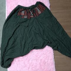 サルエルパンツ