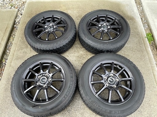 【値下げしました】スタッドレスタイヤ　195/65R15