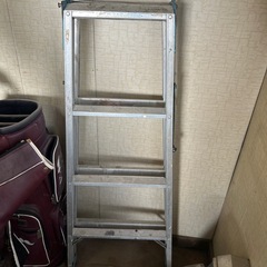 脚立の画像