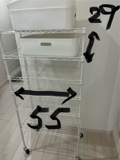 白のラック