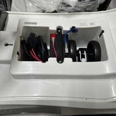 お子様が乗れる電動カー/レクサスの画像