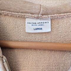 UNITED ARROWS パーカー　メンズ　Lサイズ　ベージュの画像