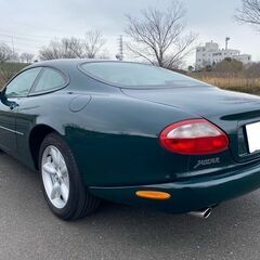ジャガーＸＫ８クラシック　８万ｋｍ　ジャガー専門店で整備済み　タイヤほぼ新品の画像