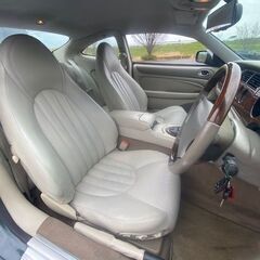 ジャガーＸＫ８クラシック　８万ｋｍ　ジャガー専門店で整備済み　タイヤほぼ新品の画像