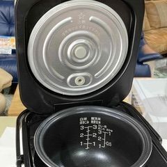 【NITORI ニトリ】3合炊きマイコン炊飯ジャー SN-A5 2021年 ブラック 炊飯器 コンパクト シンプル コードリール式の画像
