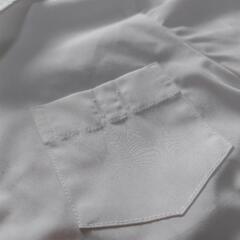 子ども長袖カッターシャツ/中古美品/120サイズの画像