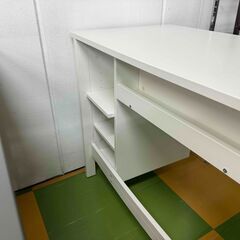 M205　ホワイトデスクの画像