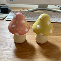 陶器　きのこの置物　2個