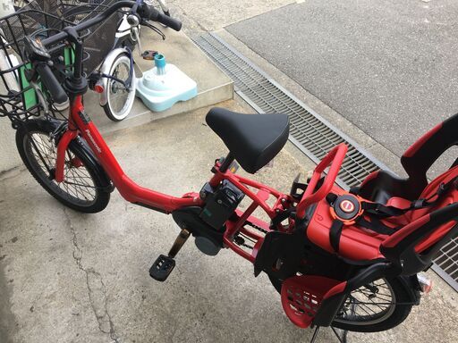 地域限定送料無料　ギュット　三人乗り　子供乗せ　16AH　赤　神戸市　電動自転車 地域限定送料無料 ギュット 三人乗り 子供乗せ 16AH 赤 神戸市