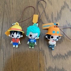 ワンピース　ストラップ