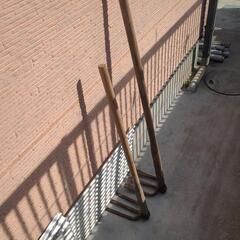 鍬(くわ)二本セット　バラ売り可能の画像