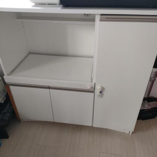 食器棚