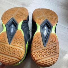 YONEX シューズ シューズバッグ付きの画像