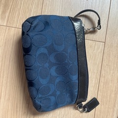 美品✨️コーチのポーチの画像