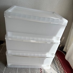 収納箱、タンス