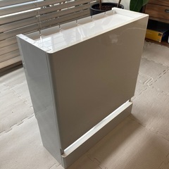 ケーブルボックス　タップルーター　　収納　棚の画像