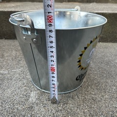 新品　スチールバケツ
の画像