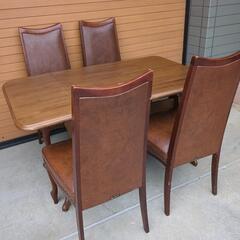 ダイニングテーブル+椅子４脚セット