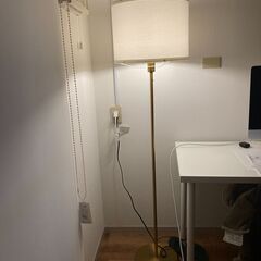 IKEA フロアランプ　※取りに来てくれる方限定