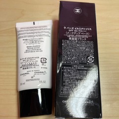 シャネルベース未使用の画像
