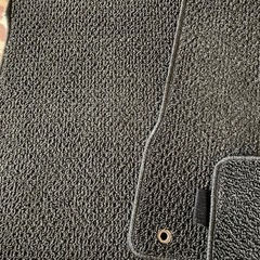 日産ノート　フロアマットの画像