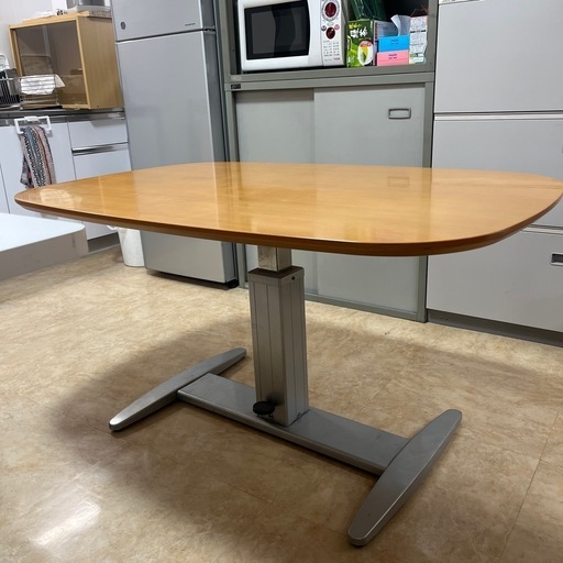 昇降式ダイニングテーブル