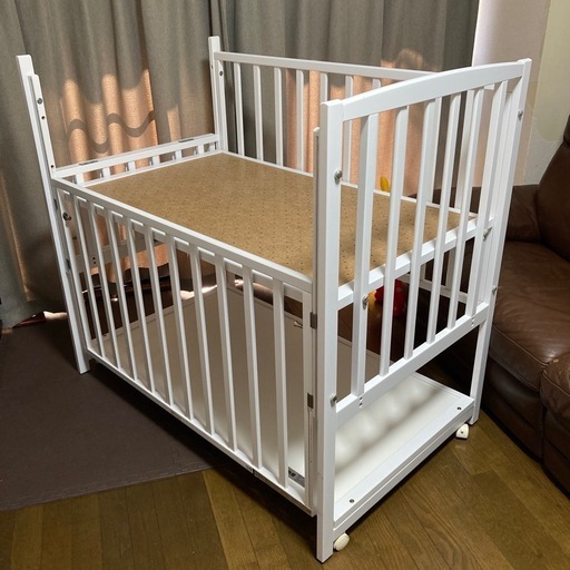 美品♡ヤマサキ ハイタイプベッド ツーオープン ホワイト ベビーベッド 欠品中 1月中旬入荷予定】ハイタイプベッド ツーオープン ヤマサキ