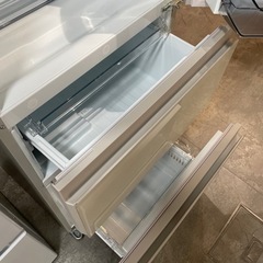 【ジモティー割】TOSHIBA 2024年製 356L VEGETA 冷凍冷蔵庫（ID630）の画像