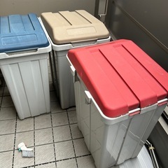 汚れあり　ゴミ箱 の画像