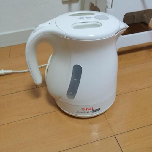 電気ケトル　ティファール