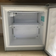 冷凍庫　　　　　　　　　　38L
の画像