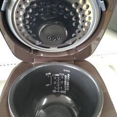 【D159】炊飯器 ZOJIRUSHI NP-GJ05   2019