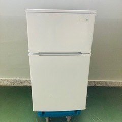 値下げ　YAMADA ノンフロン冷凍冷蔵庫 YRZC09B1 9...