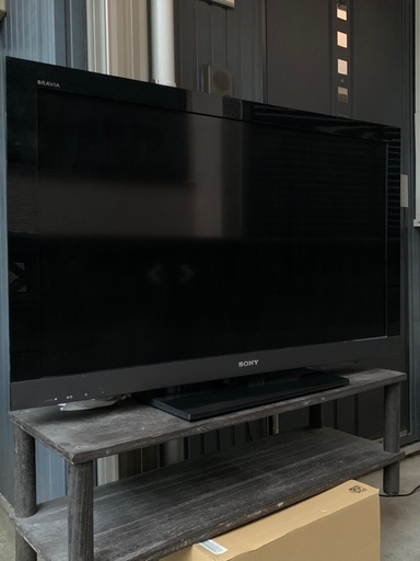 [美品]SONY BRAVIA  40インチ 液晶テレビ　リモコン付き (ご希望の方にはテレビ台無料でお付けします。)