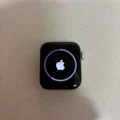 Apple Watch SE 第2世代 GPSモデル40mmの画像