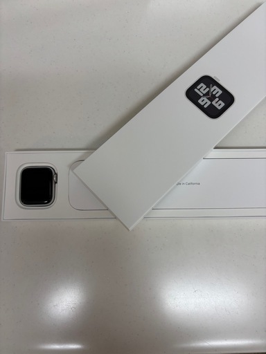 Apple Watch SE 第2世代 GPSモデル40mm