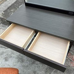 ドレッサー　イス付き　茶色　ブラウン　家具の画像