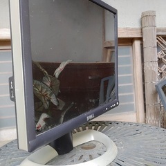 ＤＥＬＬ2001FP コンピューターモニター  本体のみ  の画像