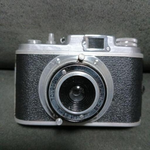 Meisupii\r 日本の「東郷堂」製\n1950年代トイカメラです。