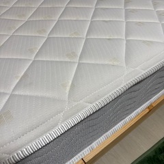 【取引済み】ニトリ　マットレス　セミシングル＆ベッドフレーム　　の画像